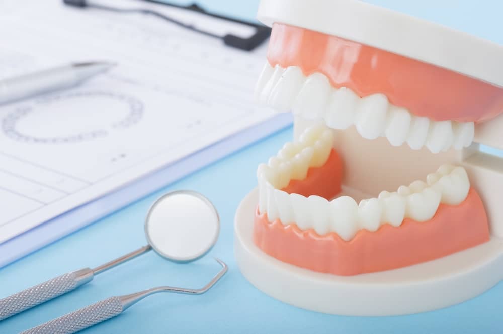 dentist near corinthia park